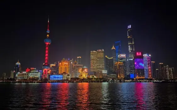 魔都娱乐地图大更新：国潮蹦迪现场、海派沉浸式剧场与魔都骑行路