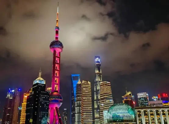 魔都娱乐地图大更新：国潮蹦迪现场、海派沉浸式剧场与上海网红地